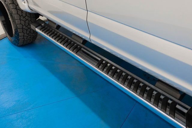 Used 2019 Ford F250 Lariat w/ Lariat Ultimate Package image 18