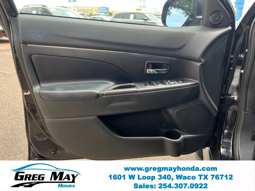 Used 2016 Mitsubishi Outlander Sport SEL FWD image 21