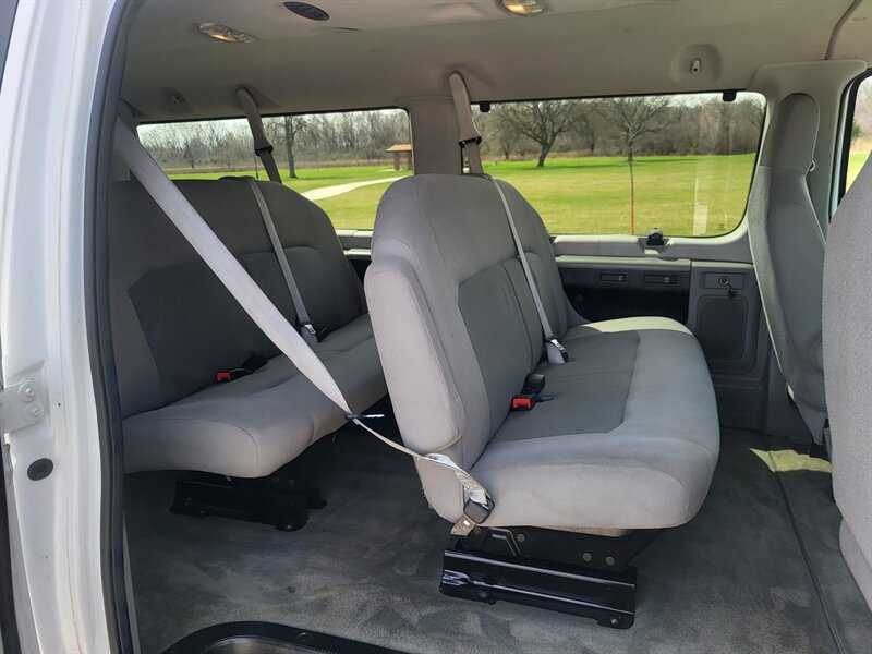 Used 2014 Ford E-350 and Econoline 350 XLT RWD image 14