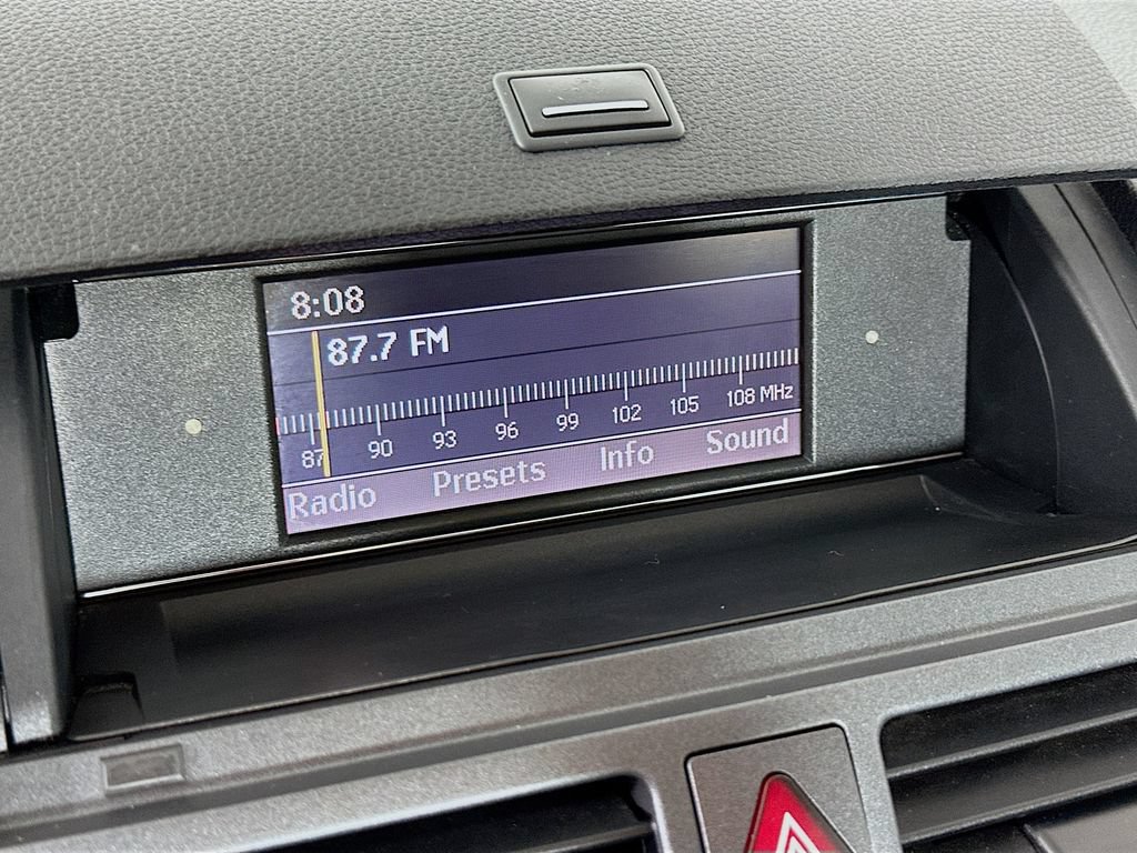 Used 2011 Mercedes-Benz C 300 4MATIC Sedan image 14