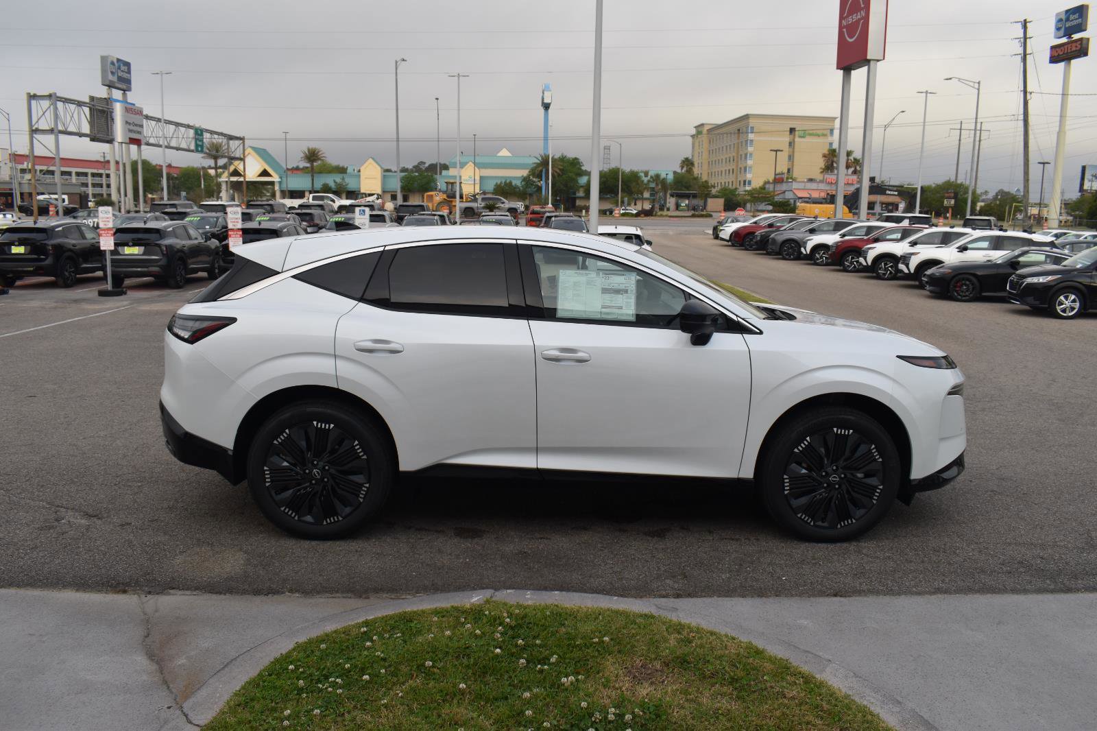 New 2026 Nissan Murano Platinum w/ Cargo Package AWD/4WD image 15