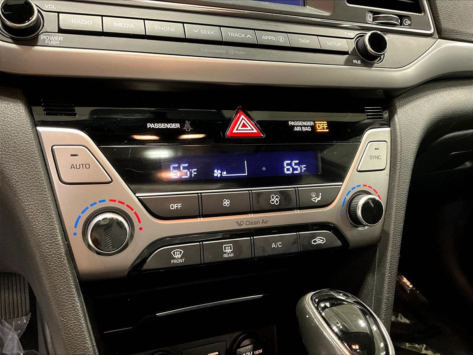 Used 2018 Hyundai Elantra Value Edition w/ Winter Weather Package FWD image 15