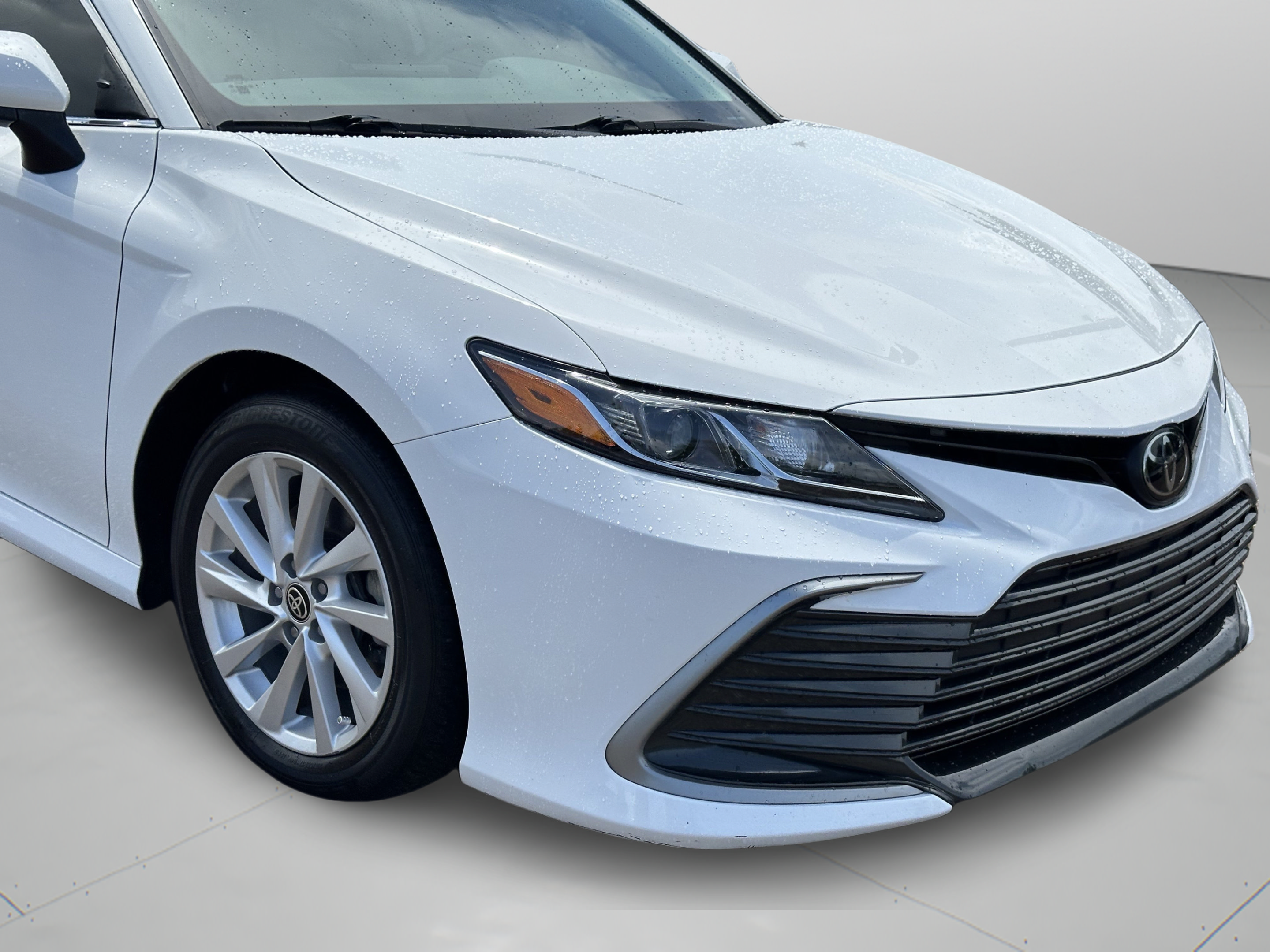 Used 2023 Toyota Camry LE FWD image 33