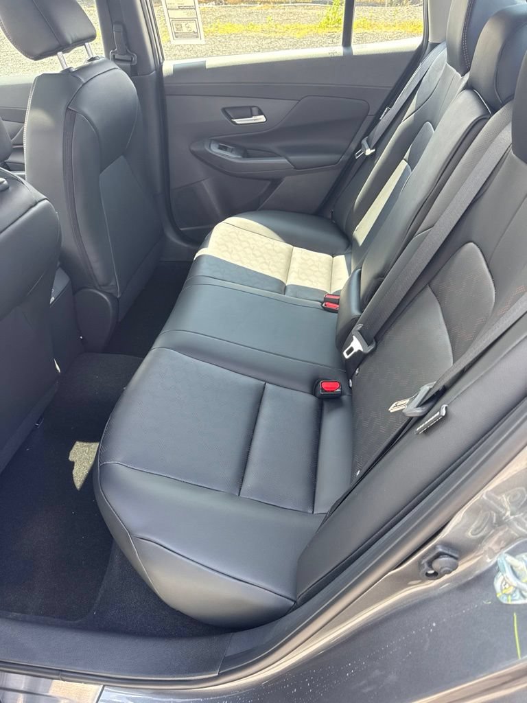 New 2026 Nissan Sentra SR w/ SR Premium Package FWD image 11