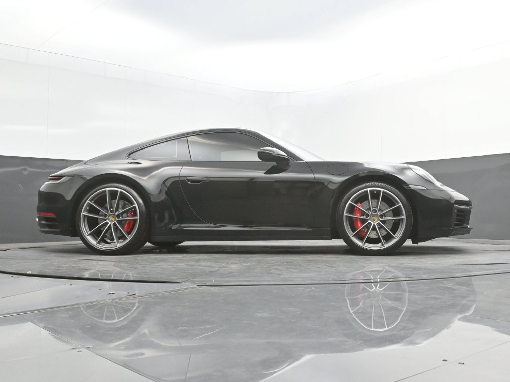 Certified 2020 Porsche 911 Carrera 4S AWD/4WD image 35