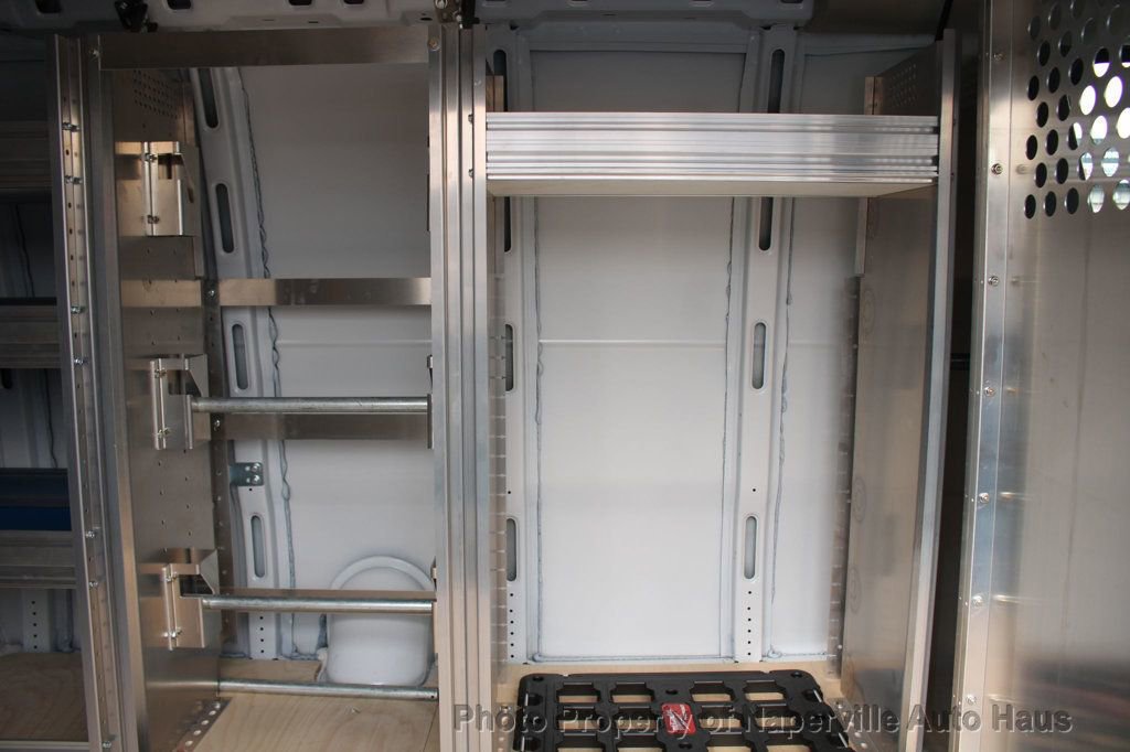 Used 2025 Chevrolet Express 2500 Extended w/ Communications Package image 28