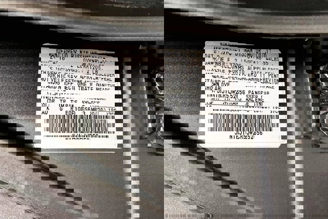 Used 2018 Nissan Rogue Sport SV image 43