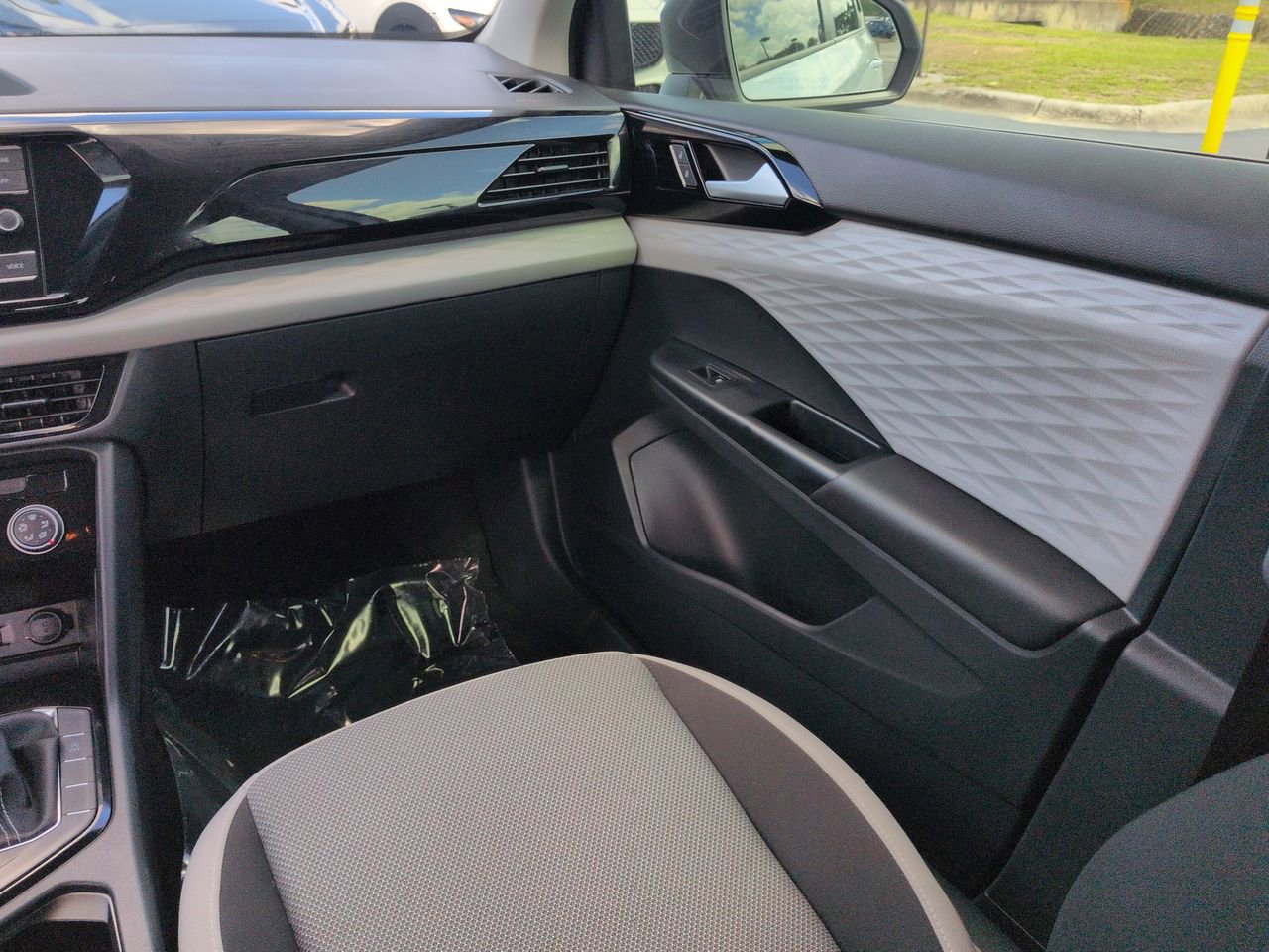 Used 2023 Volkswagen Taos S FWD image 17