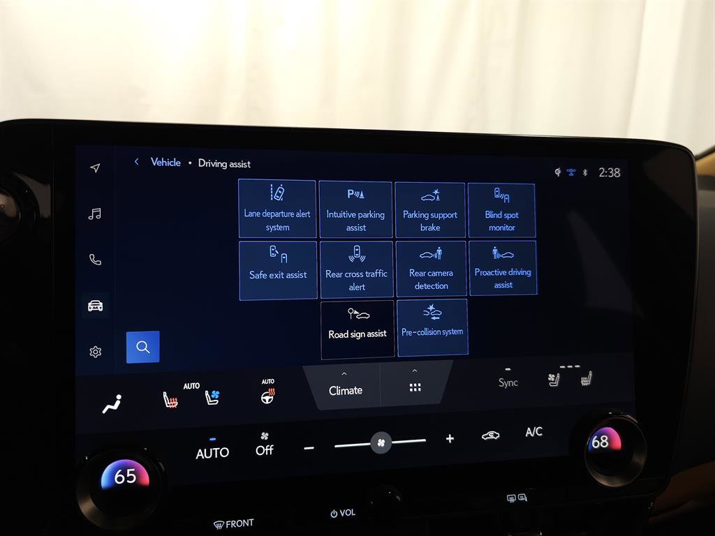 Used 2025 Lexus NX 300h AWD w/ Luxury Package image 25