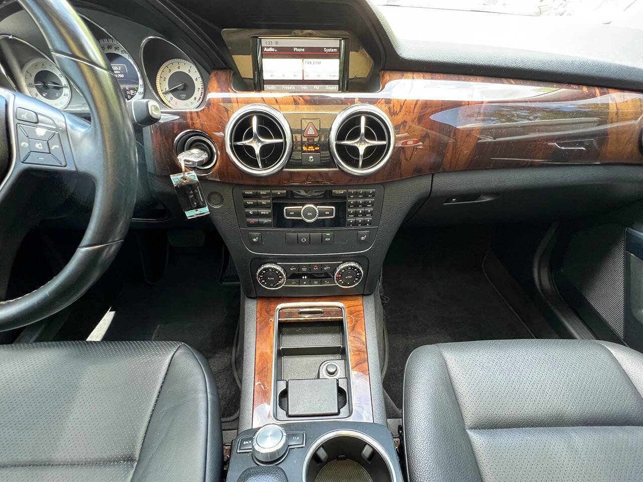 Used 2013 Mercedes-Benz GLK 350 4MATIC image 13