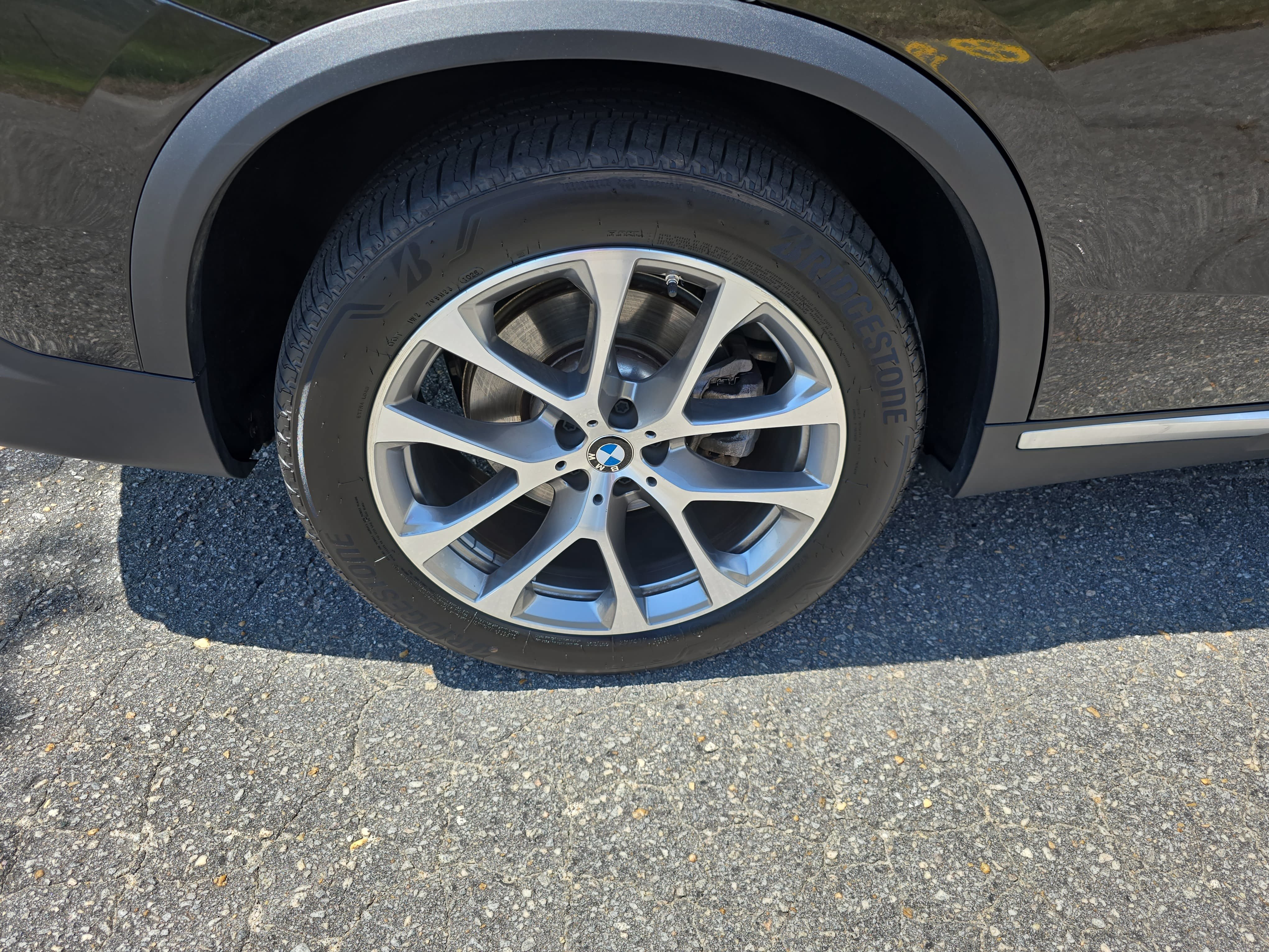 Used 2025 BMW X5 sDrive40i w/ Executive Package RWD image 36