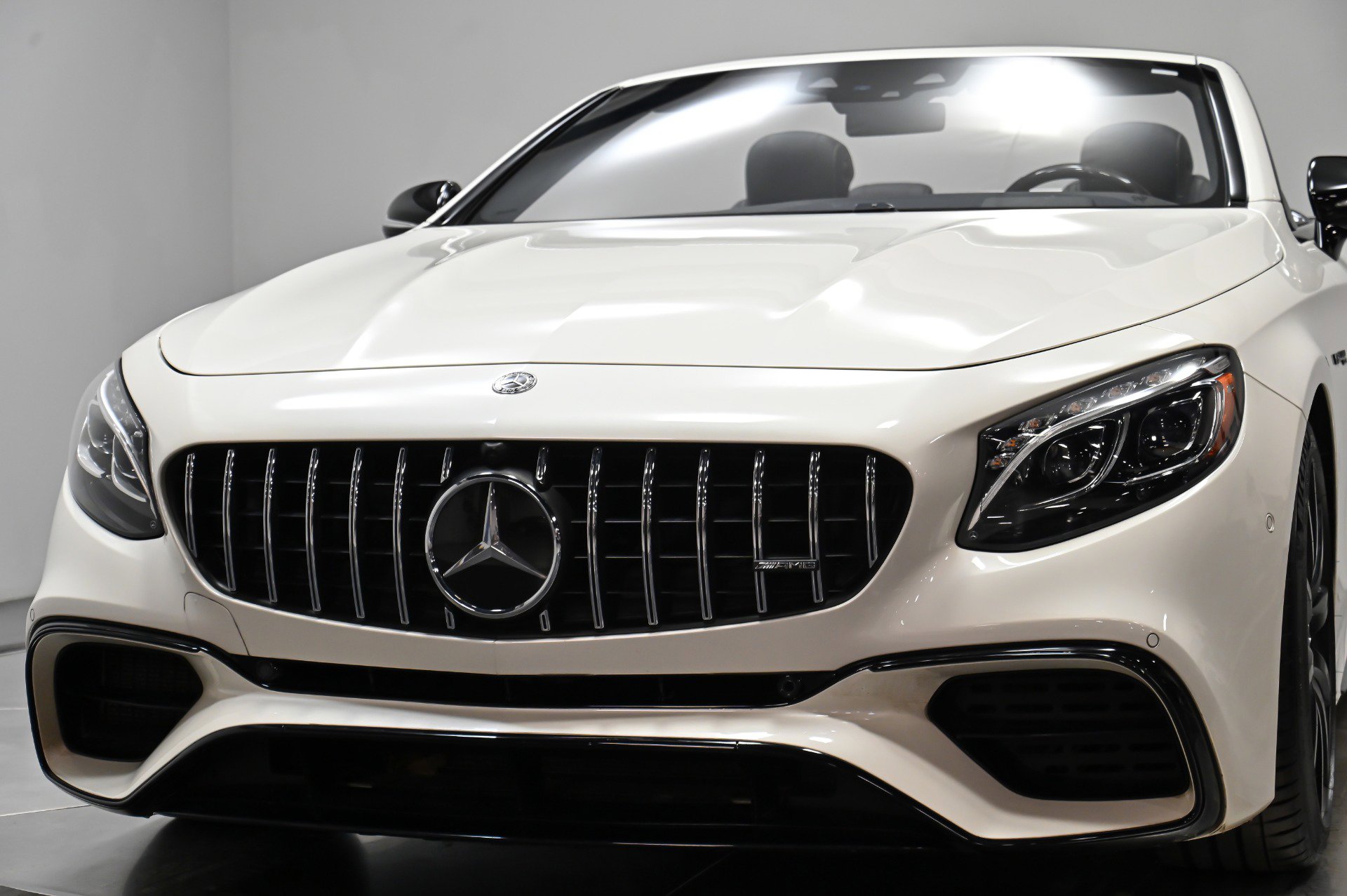 Used 2019 Mercedes-Benz S 63 AMG 4MATIC Cabriolet w/ Driver Assistance Package image 47