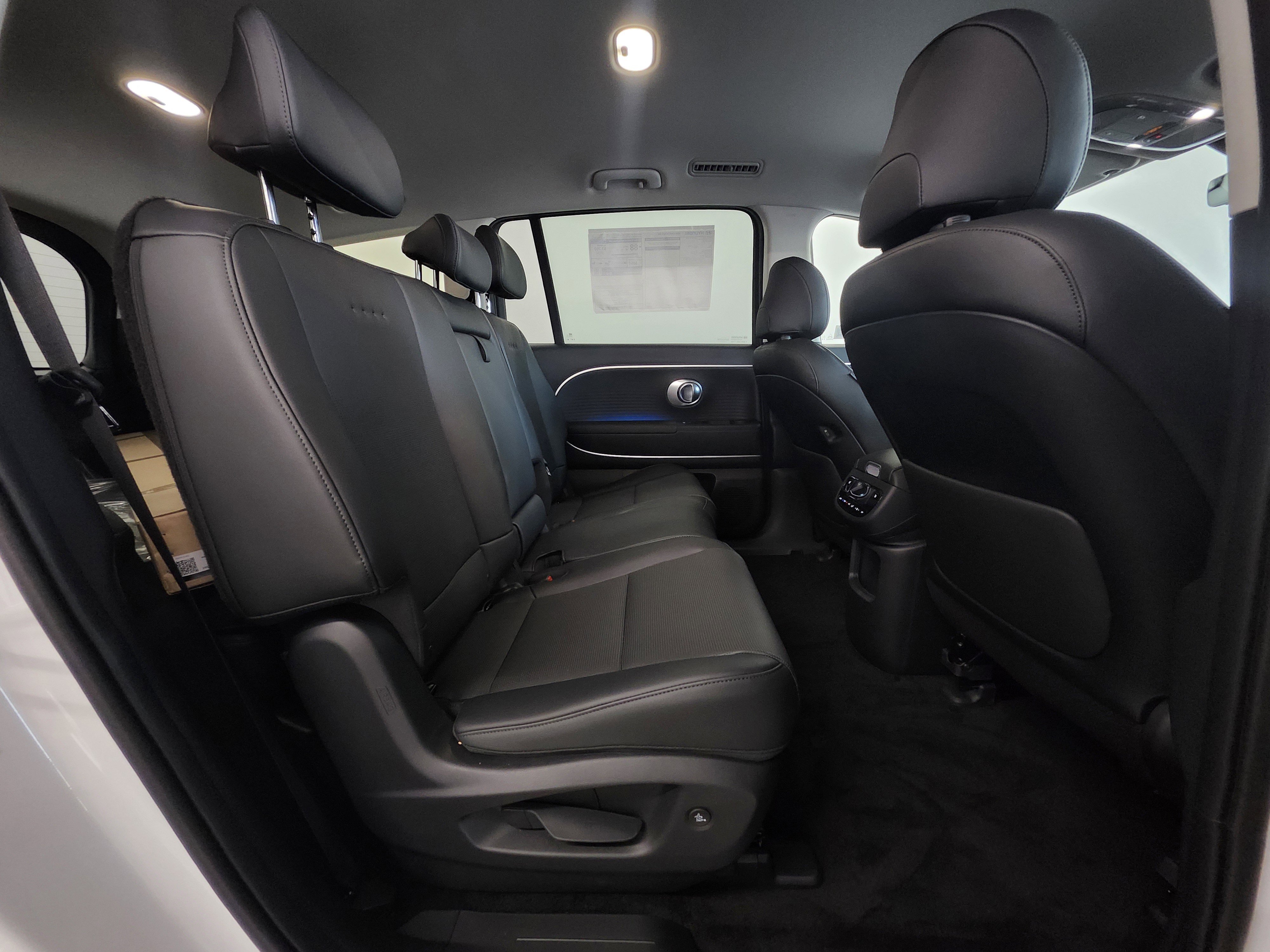 New 2026 Hyundai Ioniq 9 SEL image 19