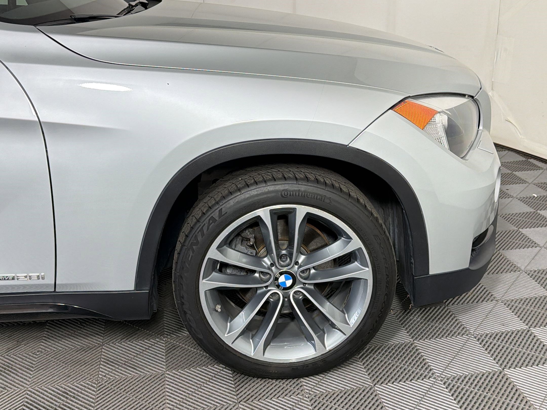 Used 2013 BMW X1 xDrive28i w/ Premium Pkg AWD/4WD image 12
