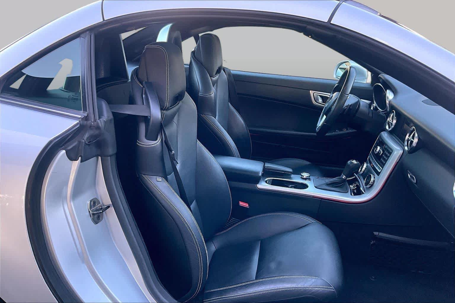 Used 2013 Mercedes-Benz SLK 250 image 9