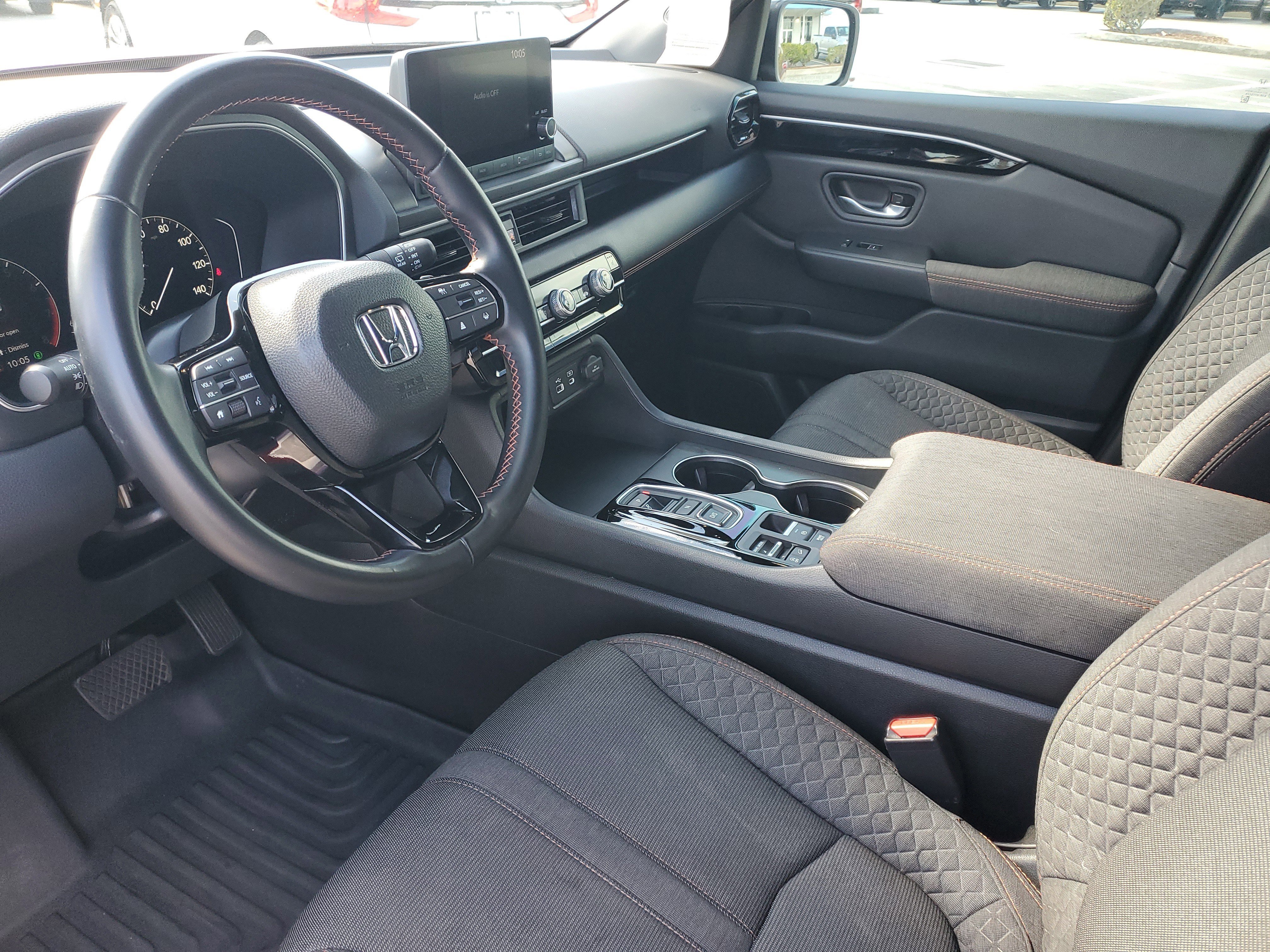 Used 2023 Honda Pilot Sport image 22