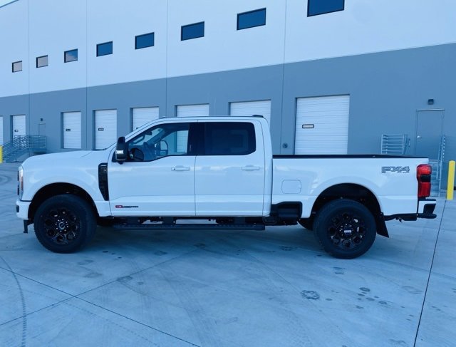 New 2026 Ford F350 Lariat w/ Black Appearance Package image 8