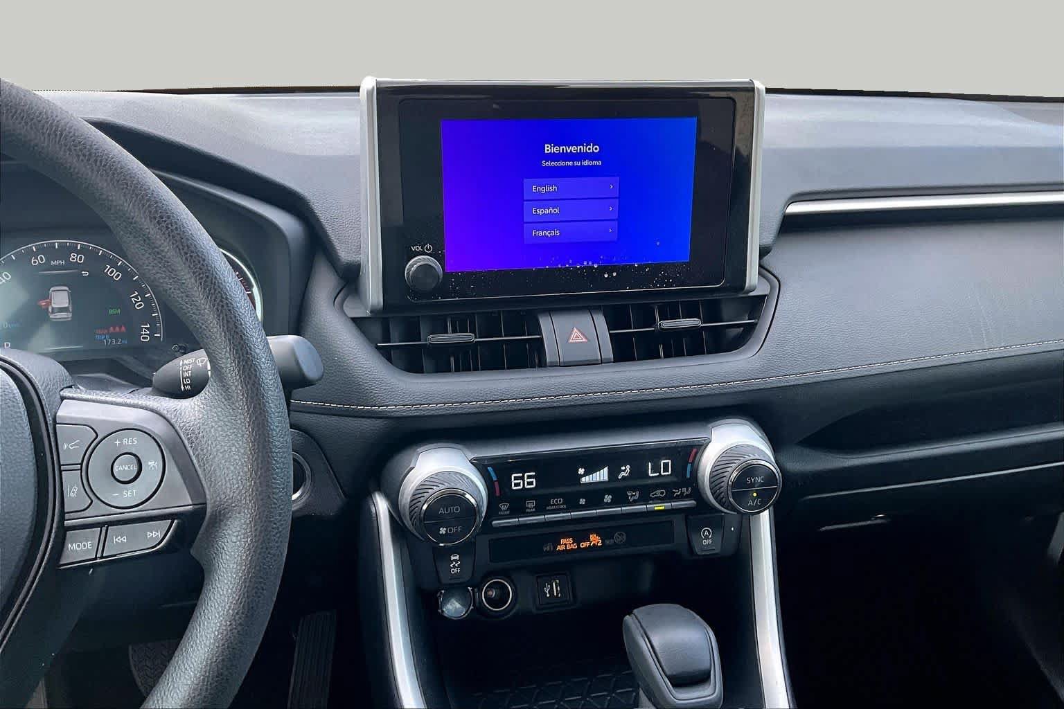 Used 2024 Toyota RAV4 XLE FWD image 7