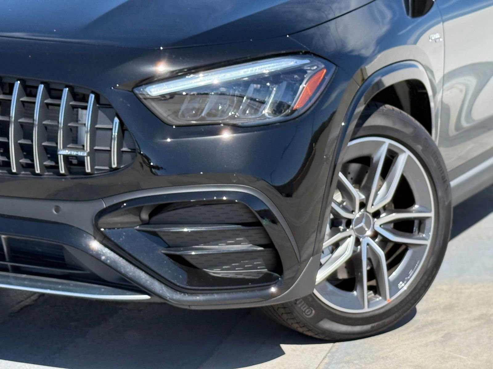 New 2026 Mercedes-Benz GLA 35 AMG 4MATIC image 4