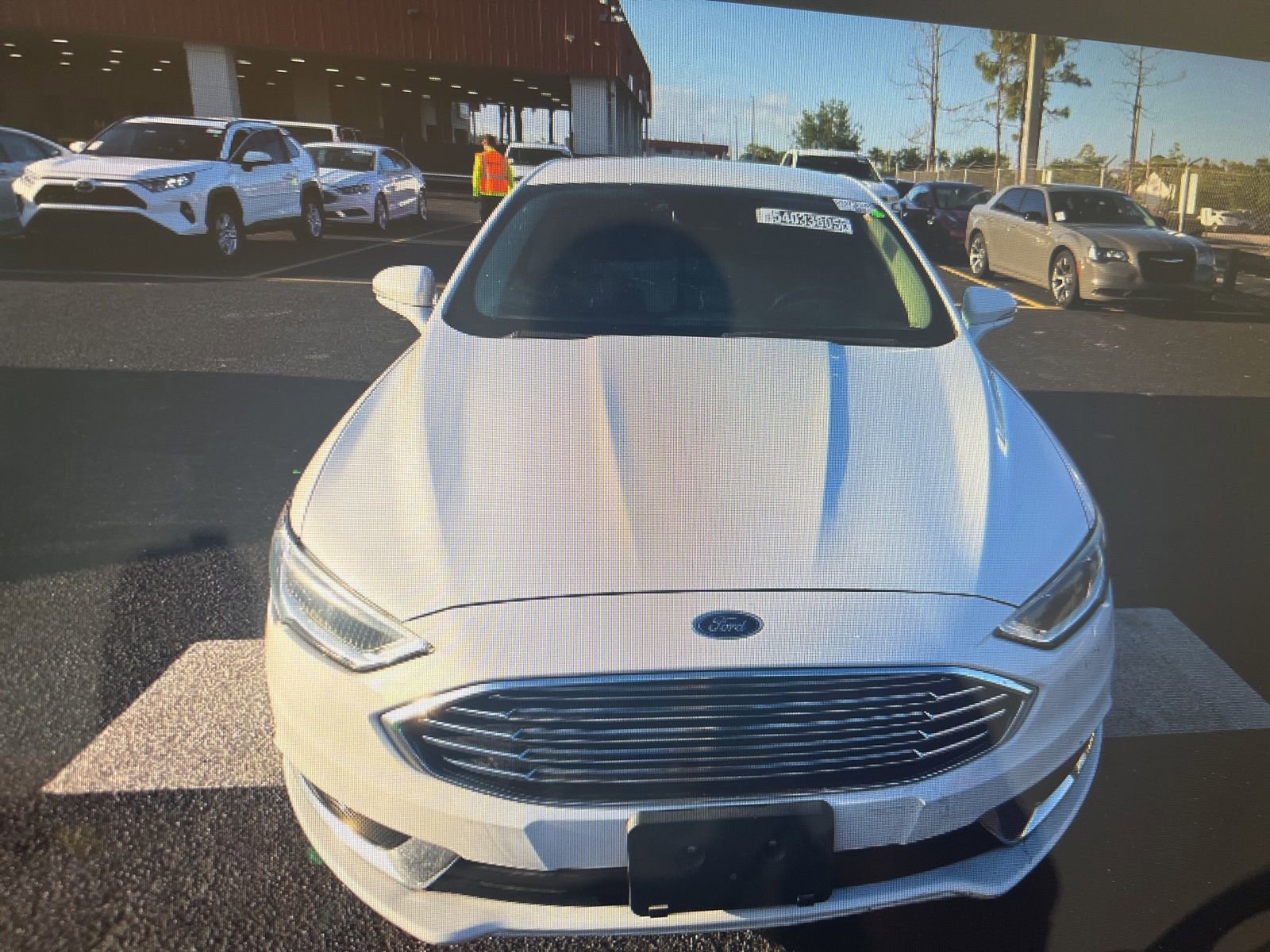 Used 2018 Ford Fusion SE w/ Equipment Group 602A FWD image 12