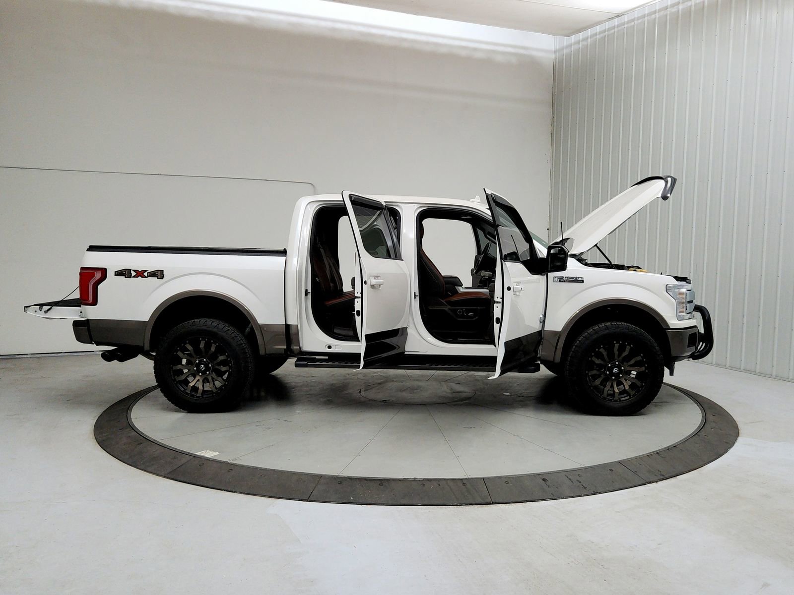 Used 2019 Ford F150 King Ranch image 18