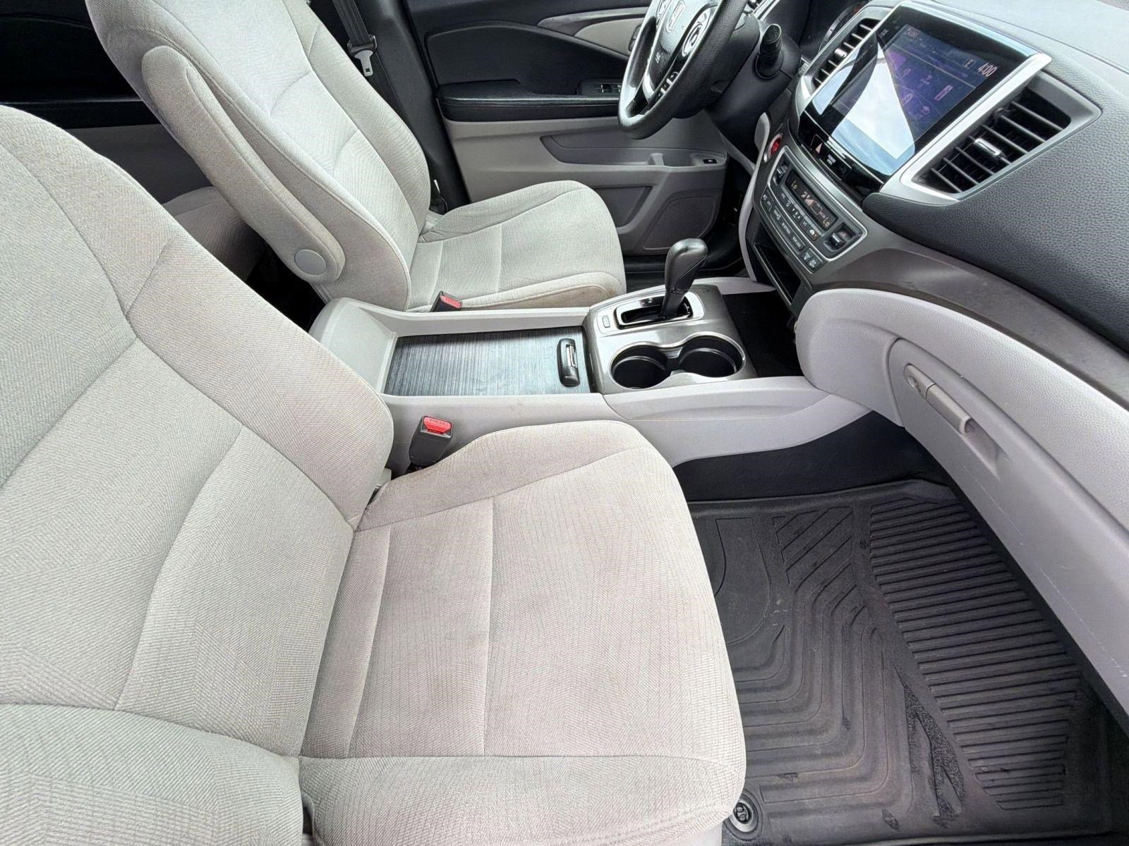 Used 2016 Honda Pilot EX image 32