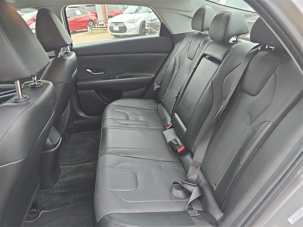 Certified 2023 Hyundai Elantra Limited image 13