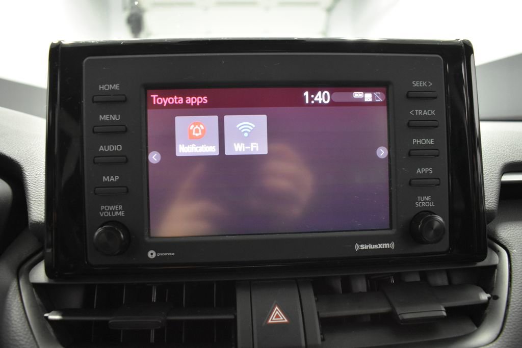 Used 2022 Toyota RAV4 LE AWD/4WD image 20