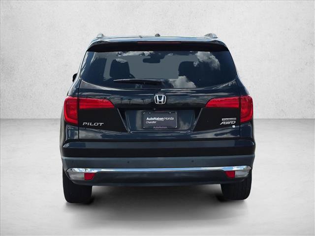 Used 2017 Honda Pilot Touring image 6