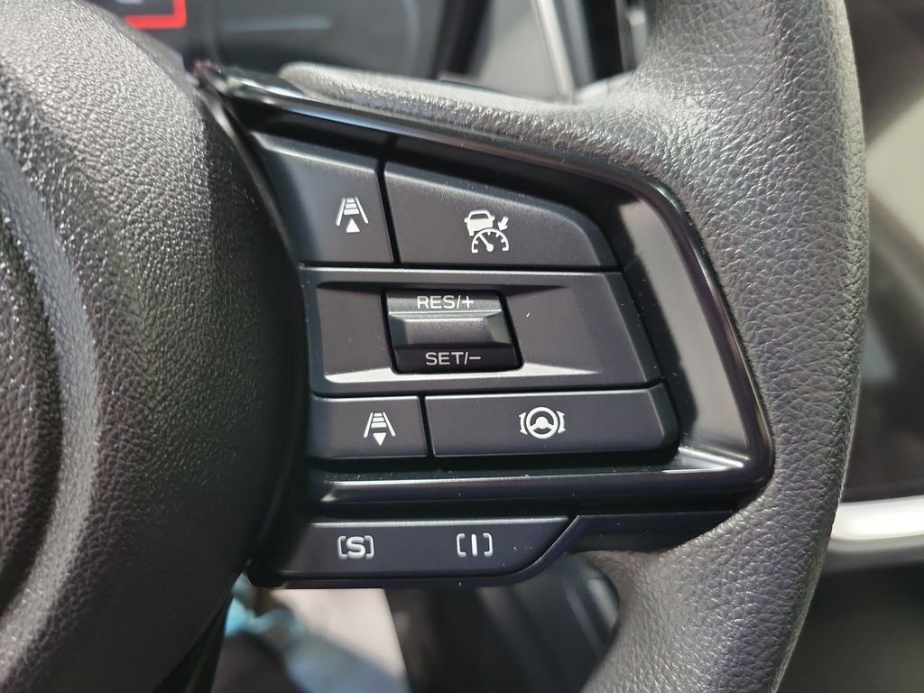 Used 2025 Subaru Crosstrek 2.0i Premium AWD/4WD image 32