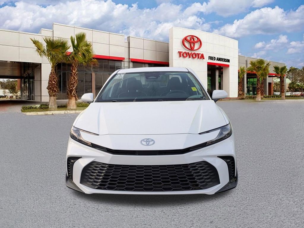 Certified 2025 Toyota Camry SE w/ Convenience Package image 10