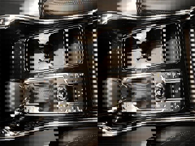 Used 2023 Kia Sorento SX image 35