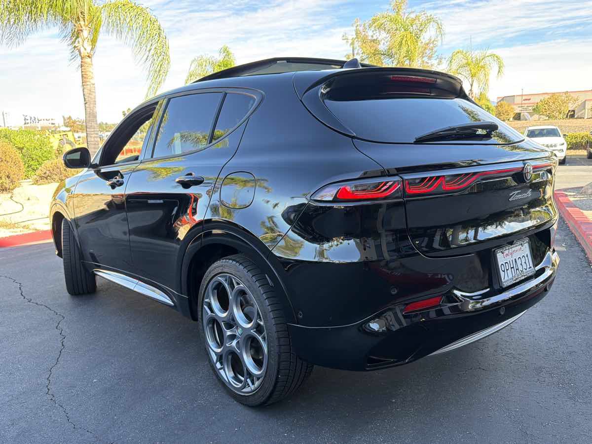 Used 2024 Alfa Romeo Tonale Ti w/ Active Assist Package AWD/4WD image 11