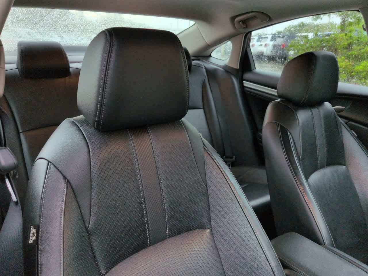 Used 2016 Honda Civic Touring image 7