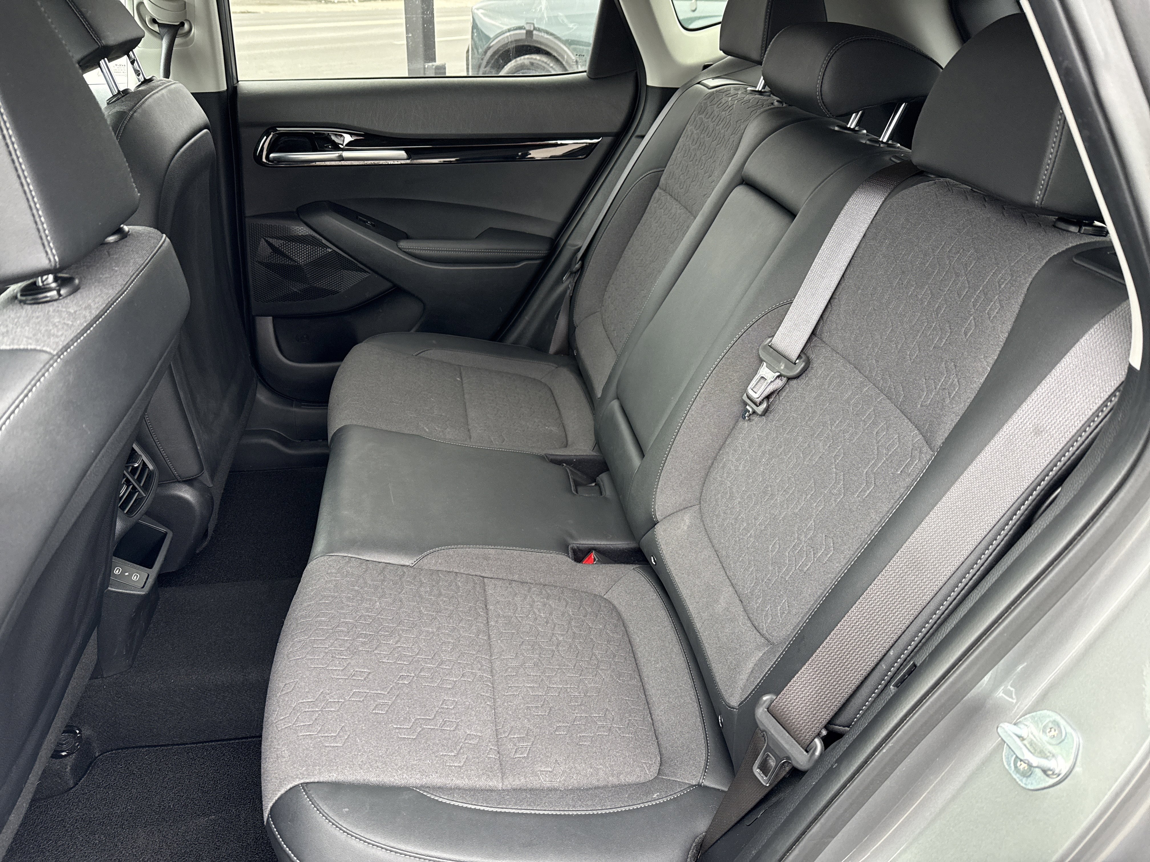 Certified 2024 Kia Seltos S image 13