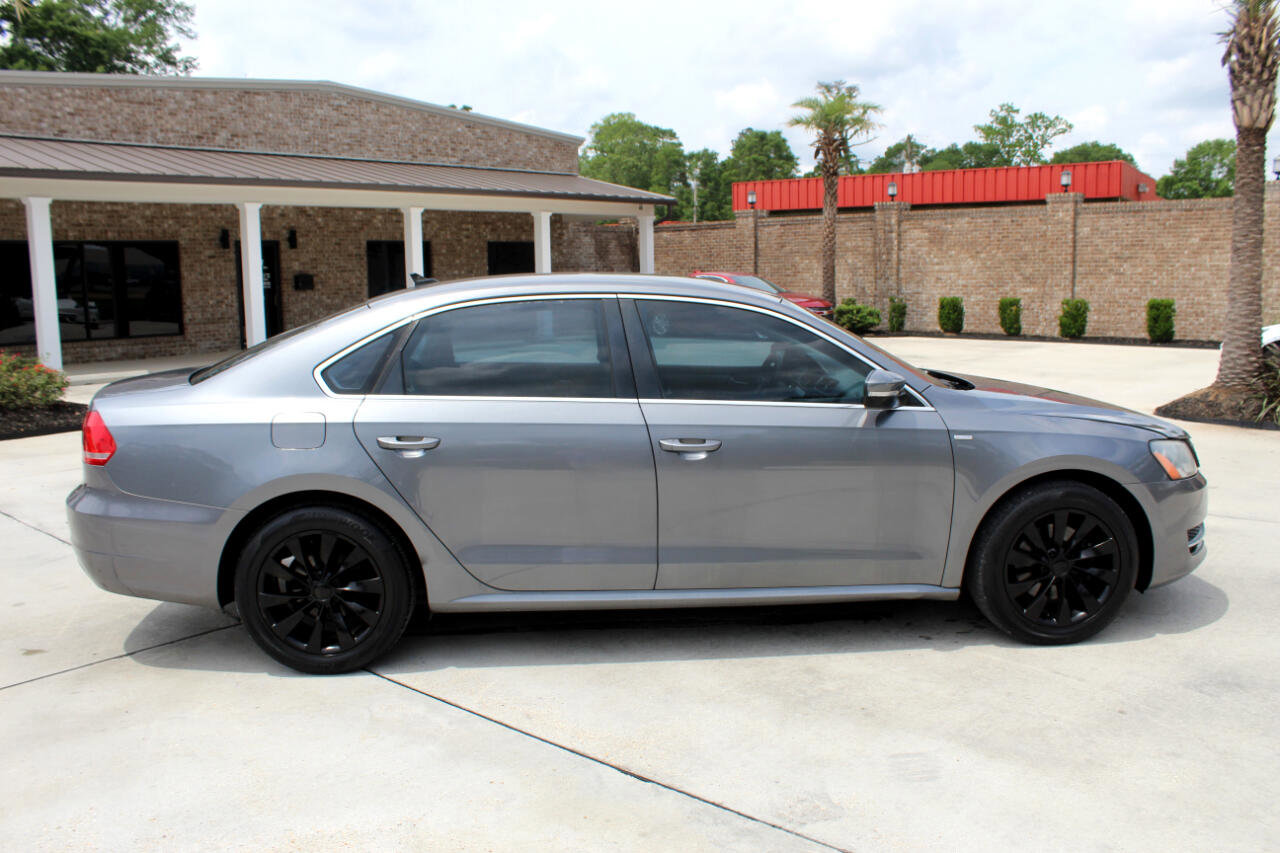 Used 2014 Volkswagen Passat 1.8T Wolfsburg Edition image 16