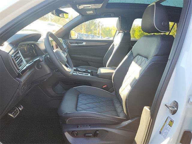 New 2026 Volkswagen Atlas Cross Sport SEL Premium R-Line image 9