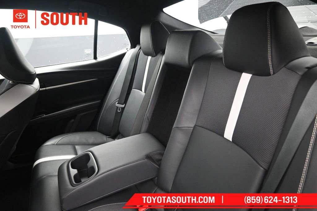 Used 2025 Toyota Camry SE FWD image 25
