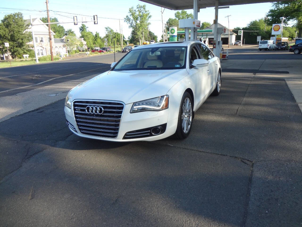 Used 2014 Audi A8 L TDI AWD/4WD image 2
