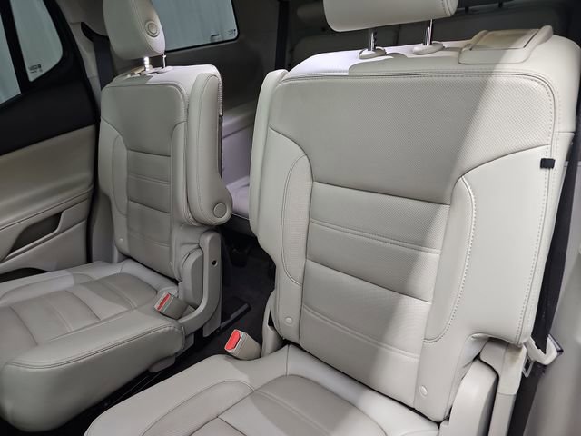 Used 2018 GMC Acadia Denali w/ Technology Package AWD/4WD image 38