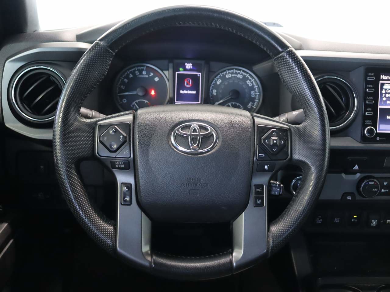 Used 2021 Toyota Tacoma TRD Sport w/ Technology Package RWD image 8