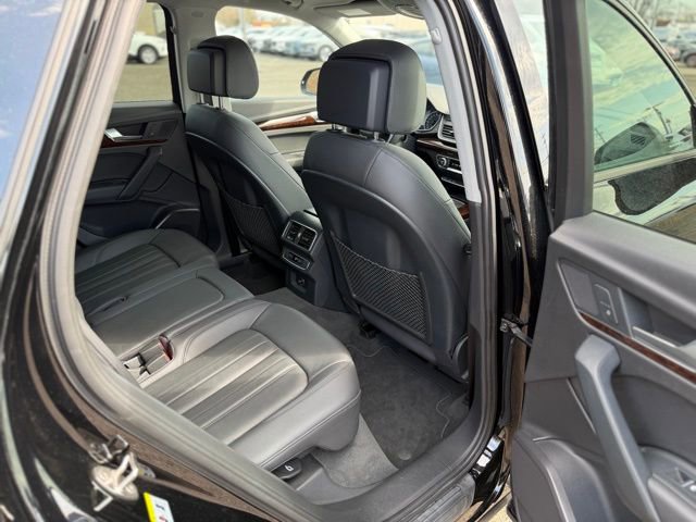 Used 2018 Audi Q5 2.0T Premium image 11