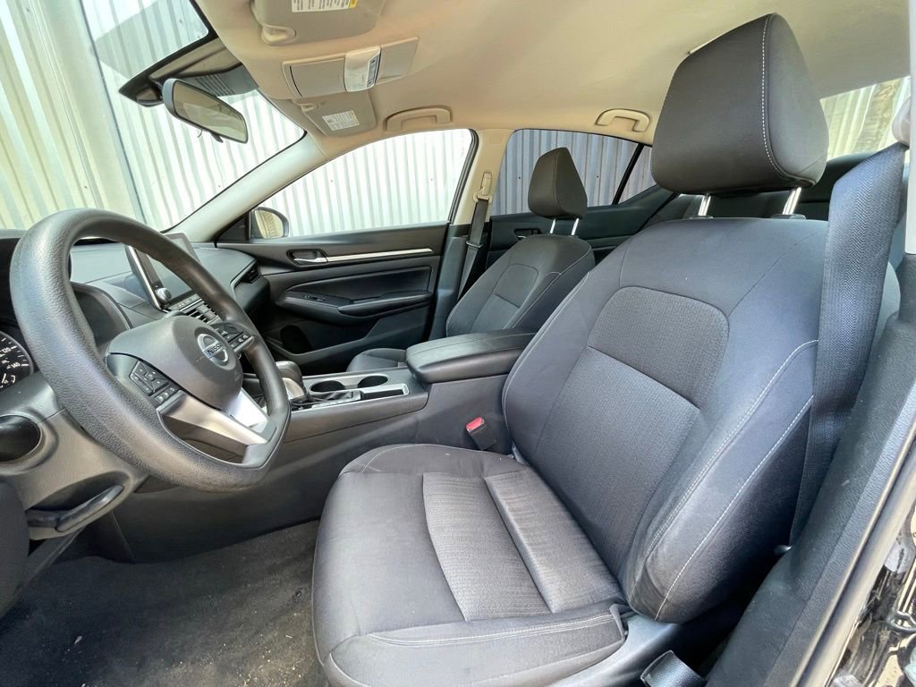 Used 2022 Nissan Altima 2.5 SV FWD image 22