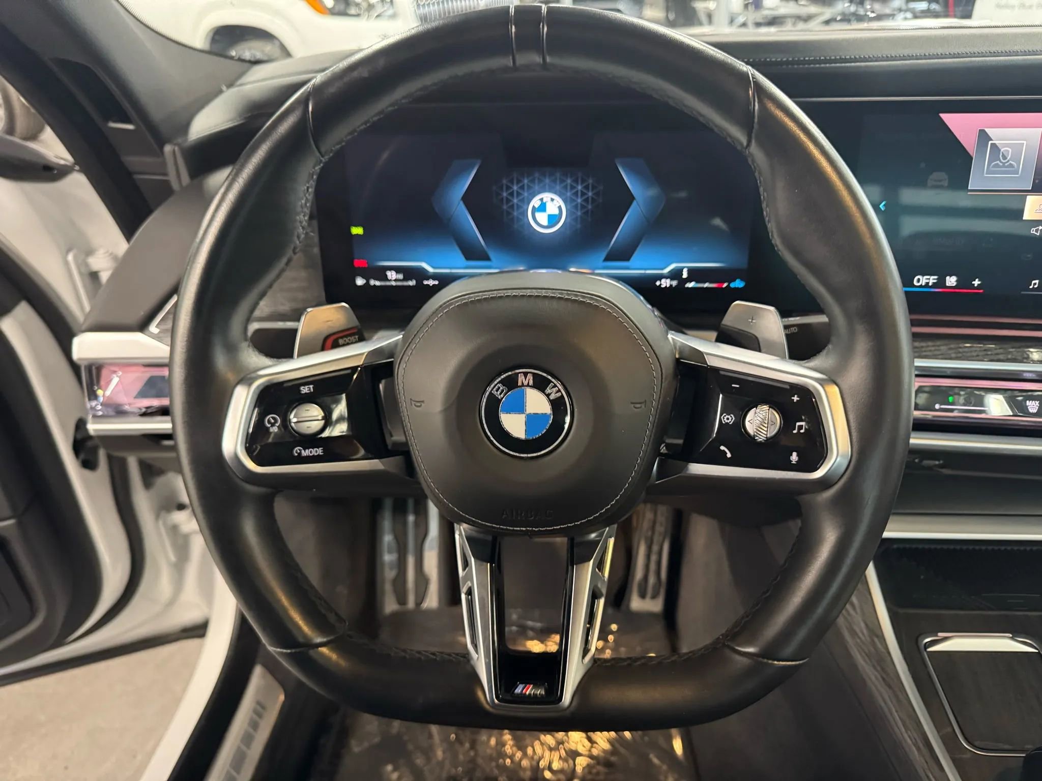 Used 2024 BMW 740i image 20