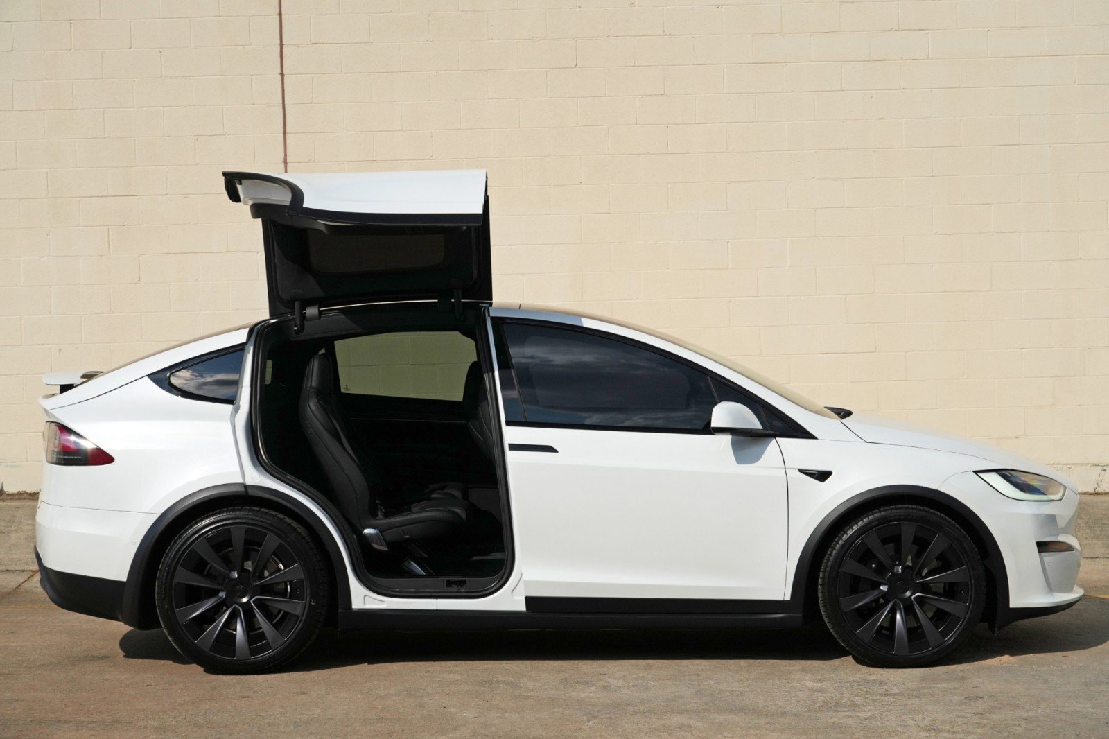 Used 2022 Tesla Model X Plaid AWD/4WD image 56