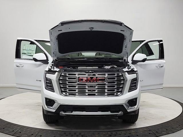 New 2026 GMC Yukon Denali AWD/4WD image 10