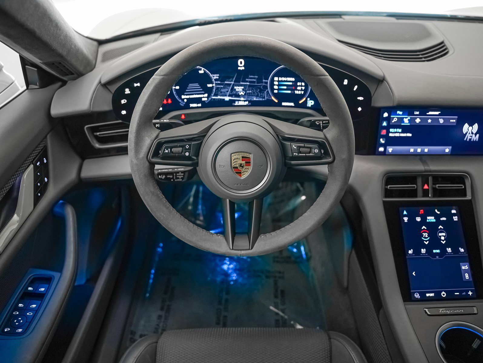 Certified 2024 Porsche Taycan 4S w/ Technology Package (P6F) image 15