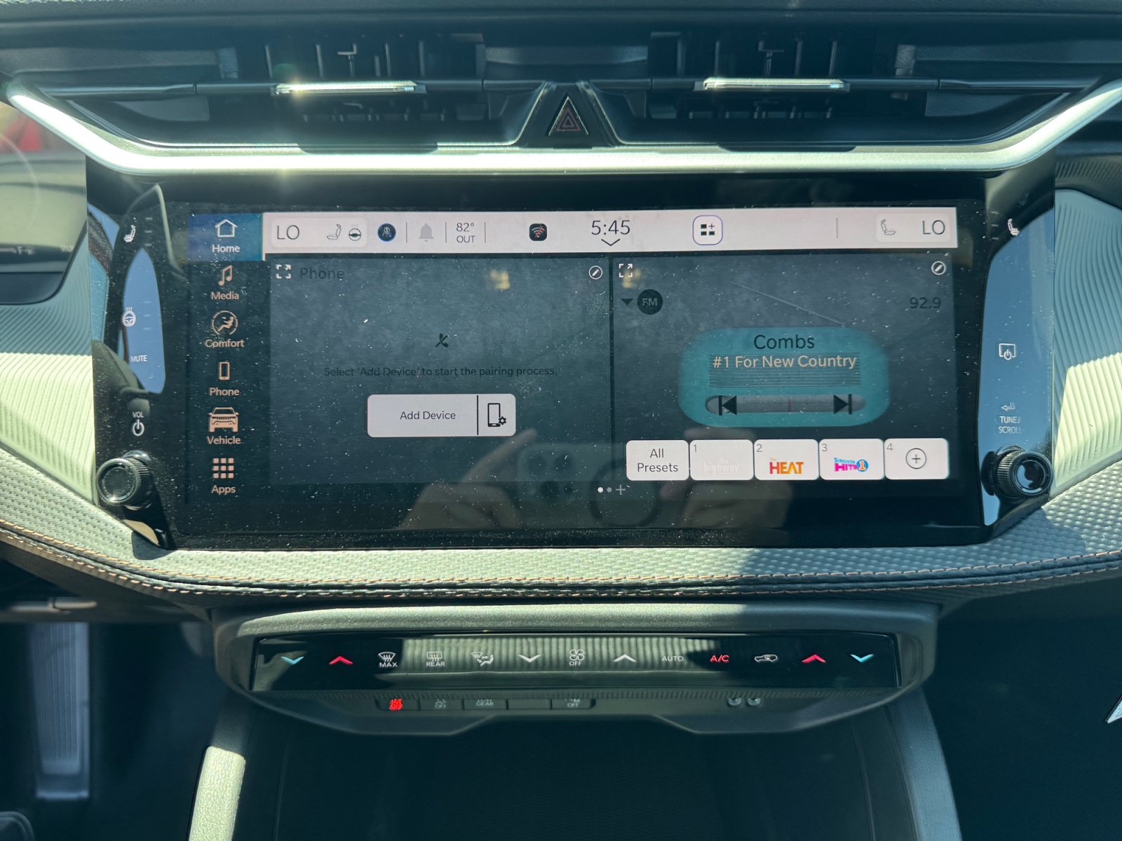 New 2026 Jeep Cherokee Limited AWD/4WD image 28