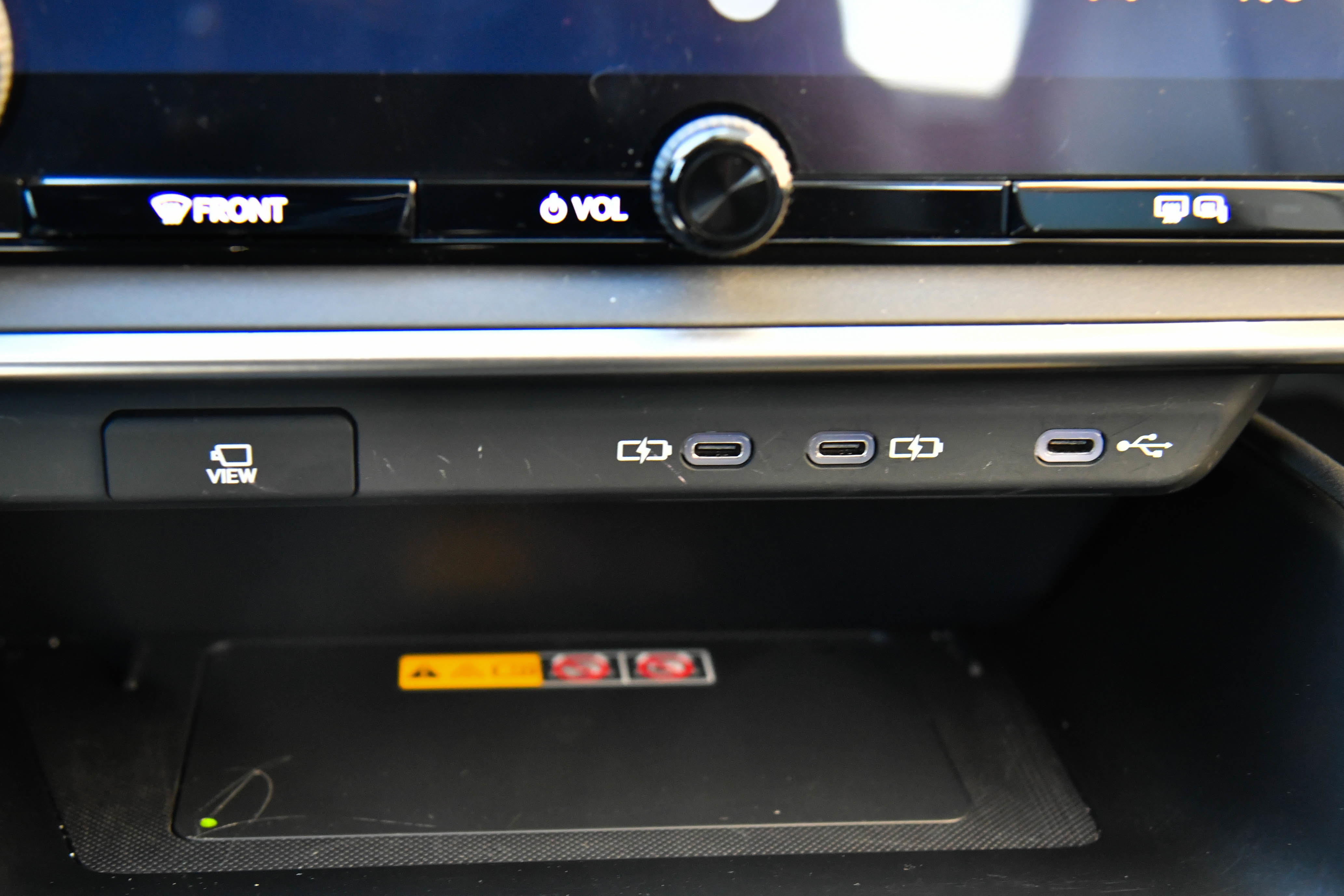 Used 2024 Lexus RZ 300e Premium image 28