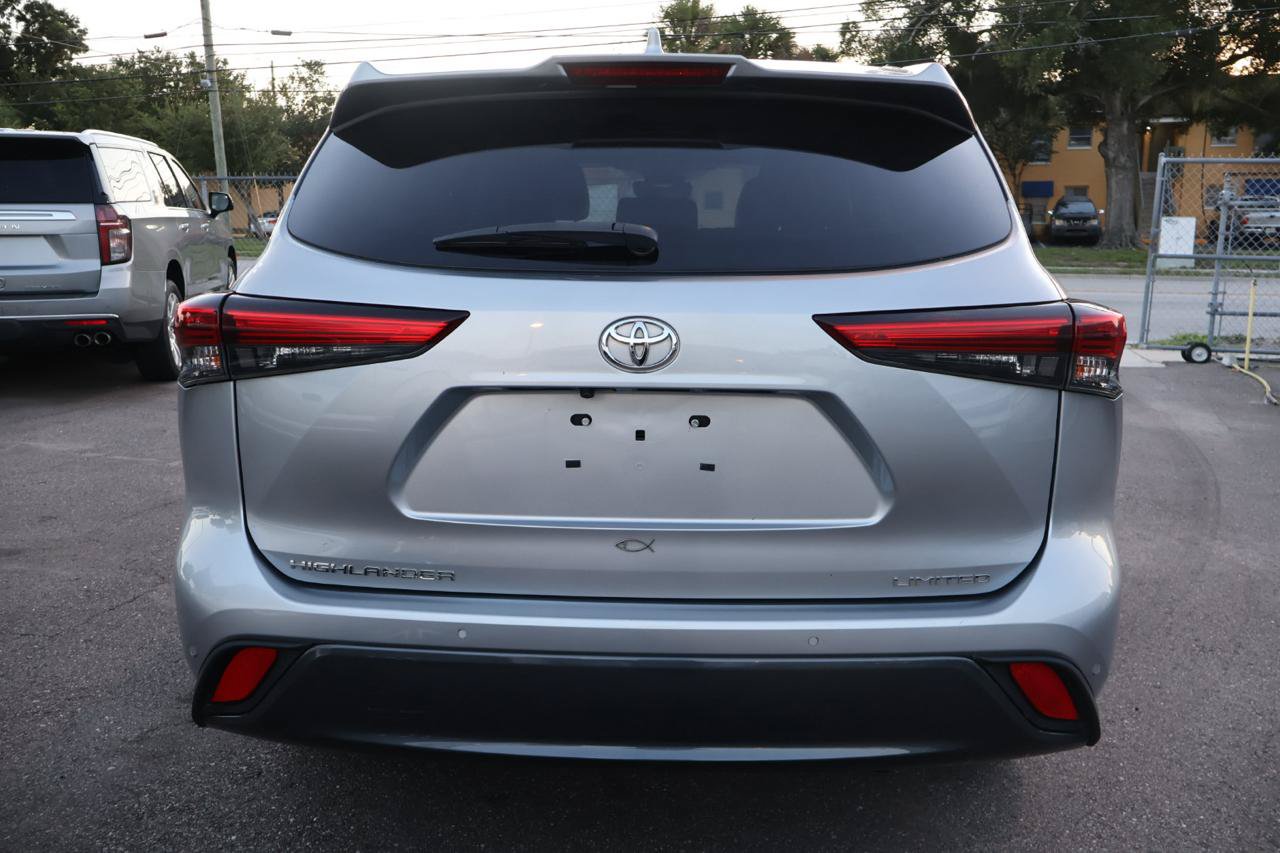 Used 2020 Toyota Highlander Limited FWD image 6